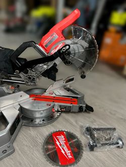 Milwaukee FUEL BRUSHLESS Miter Saw 7-1/4 inch (Tool only)