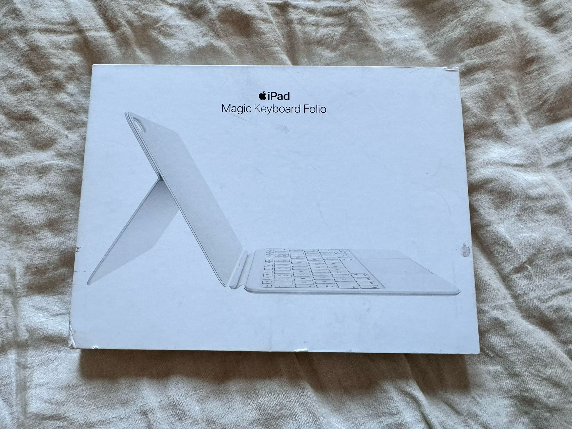 Magic Keyboard Folio for iPad 10.9-inch - White