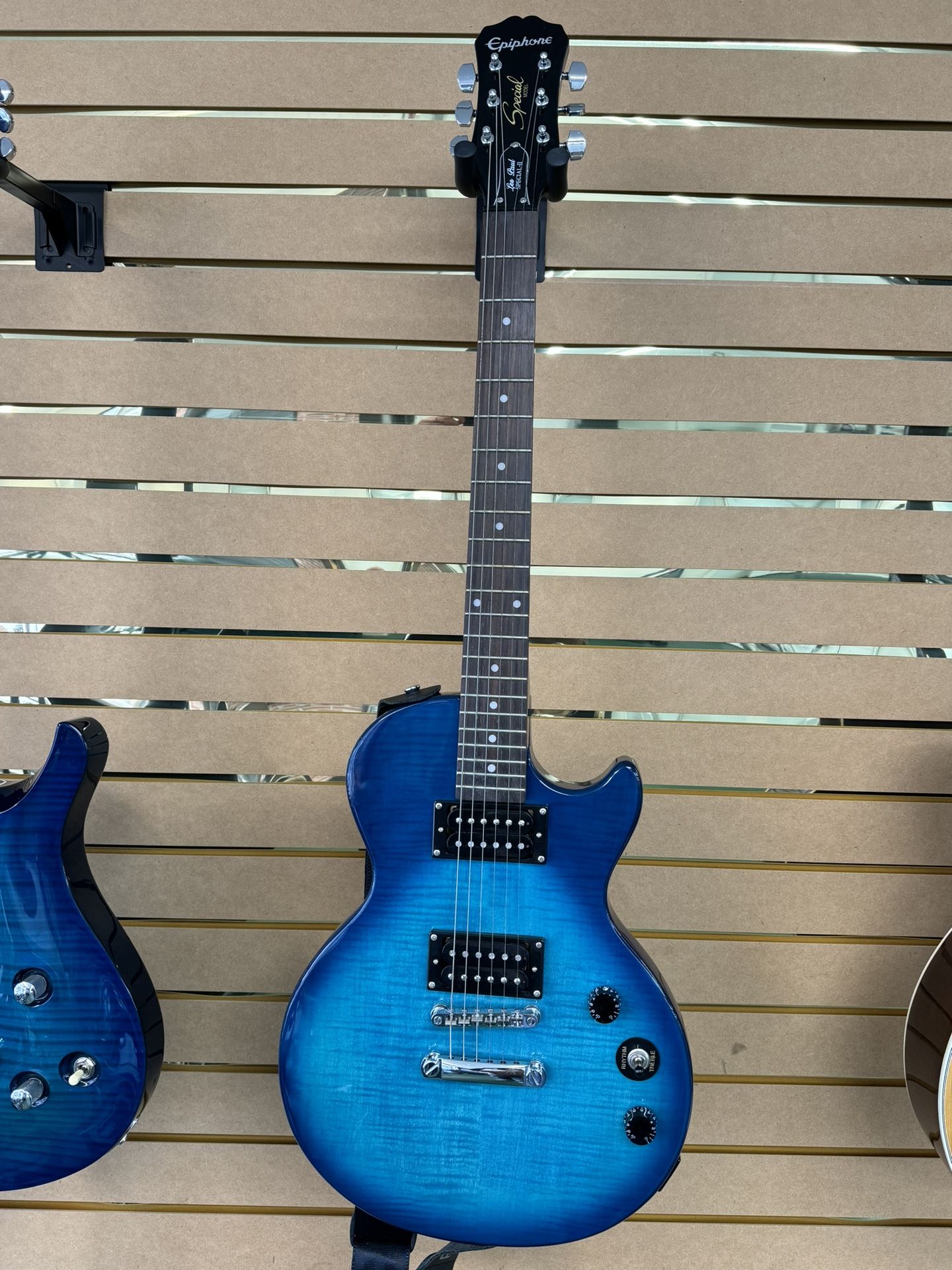 NEW! Epiphone Les Paul Special II Plus Top Limited-Edition Electric Guitar Transparent Blue