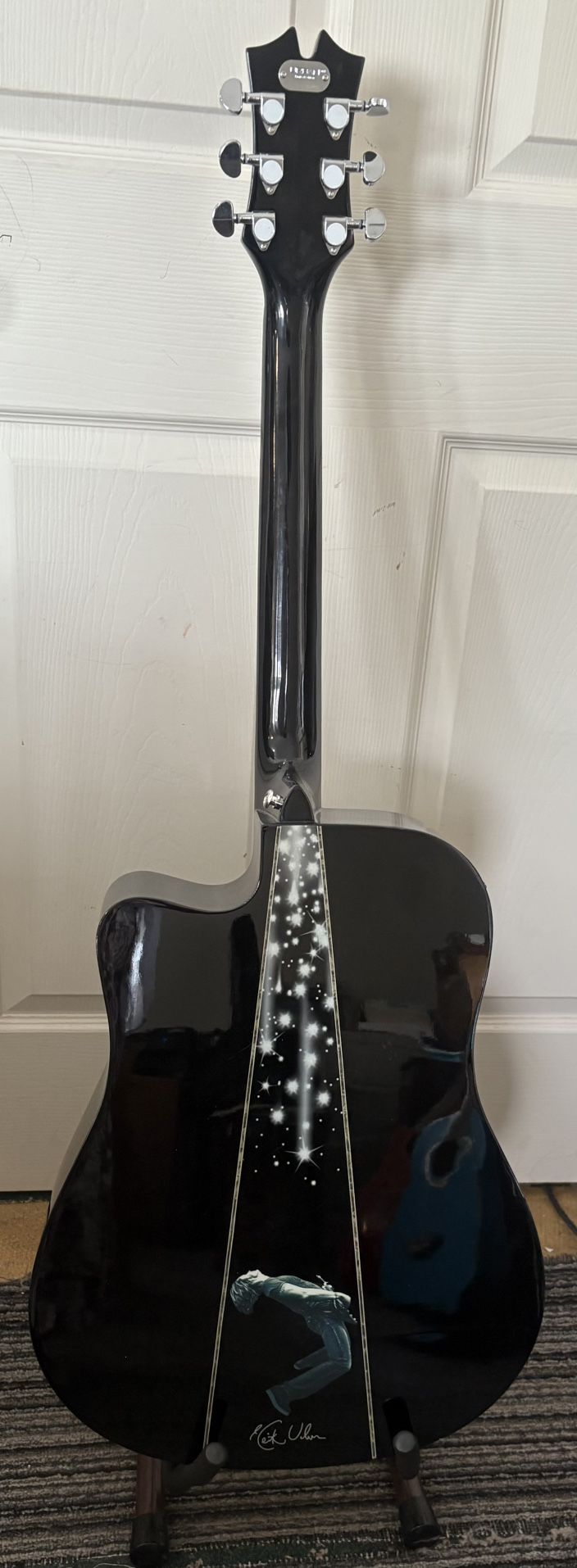 Keith Urban 2014 Night Star Acoustic Guitar