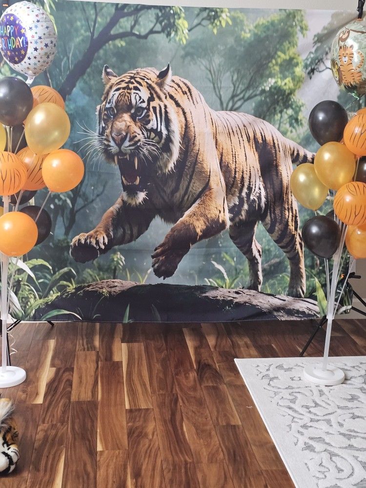 Tiger Backdrop