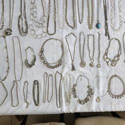 zinc alloy jewelry
Short Necklaces 50
Long Necklaces 37
Earrings 37
Bracelets 36
160 pcs 
$350
