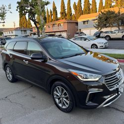 2017 Hyundai Santa Fe  SE