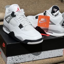 Jordan 4 white Cement Size 13