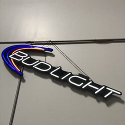 LED Neon Light Sign In like new condition 👍🏻 Very Large In Size