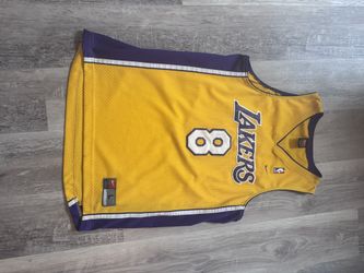 Vintage Lakers Kobe Bryant #8 Size L