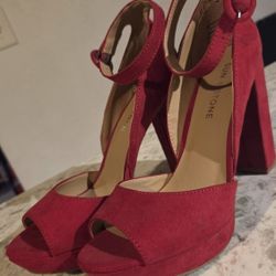 Sun + Stone SS Reeta 4inch Red Heels Size 6.5