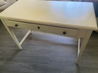 Desk Table