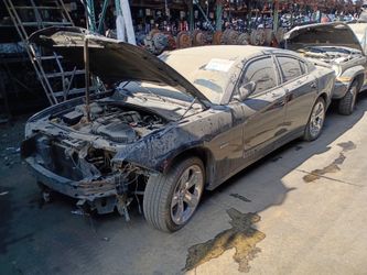 11 Dodge Charger Parts