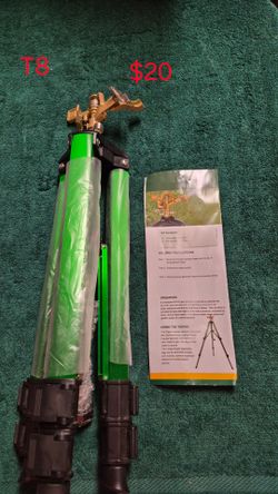 Tripod impulse sprinkler