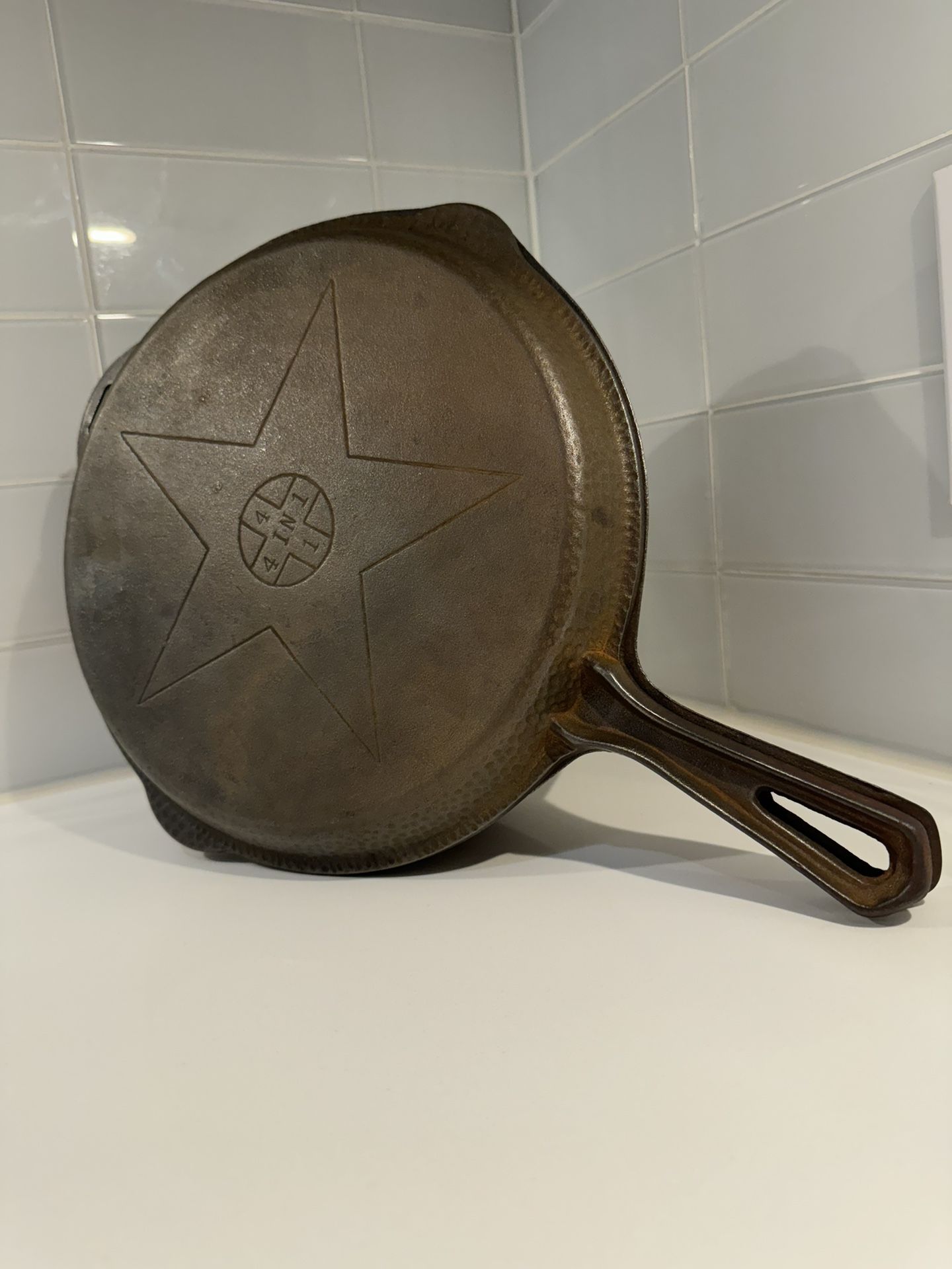Vintage Lodge Cast Iron 4 In 1 Skillet/Dutch Oven