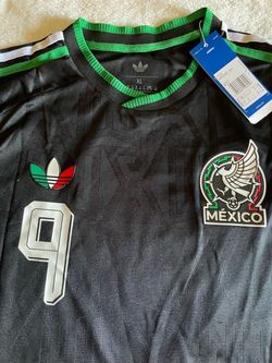 T-shirt . Nuevo only XL . Pregunte sin compromiso 🫡