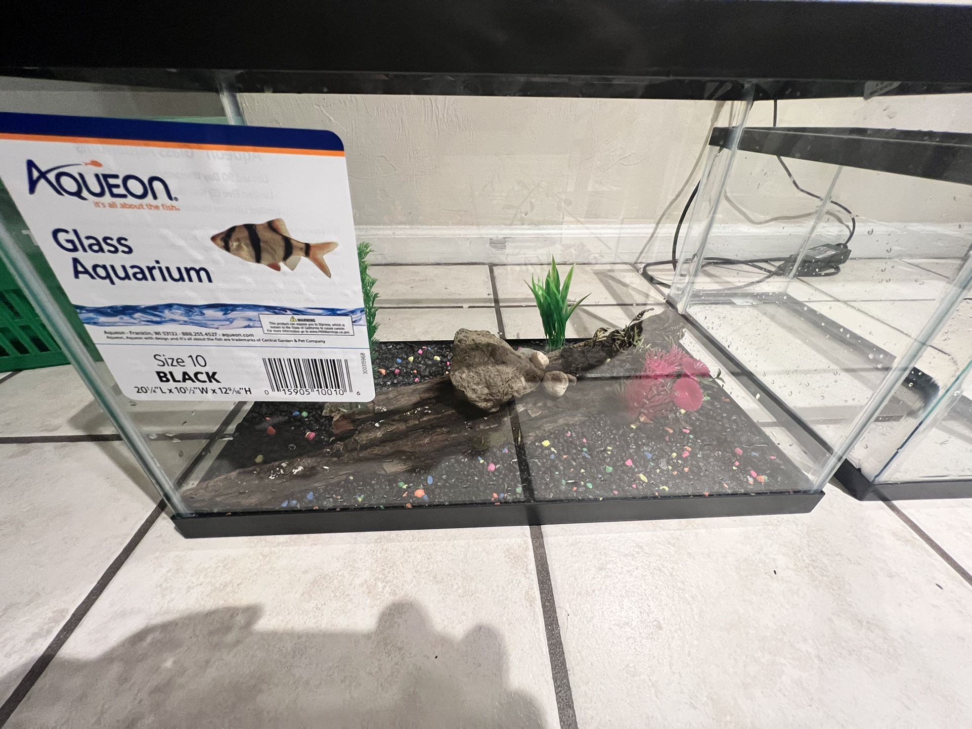 10 Gallon Aqueon Aquarium 