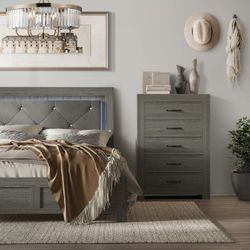 New Queen Size 5pc Bedroom Set With Dresser Mirror Nightstand  Chest Without Mattress And Free Delivery