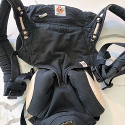 Ergobaby Four Position 360 baby carrier, Black/Camel