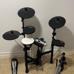 CD Powered by carlsbro Electric Drum Kit(non Working Condition)