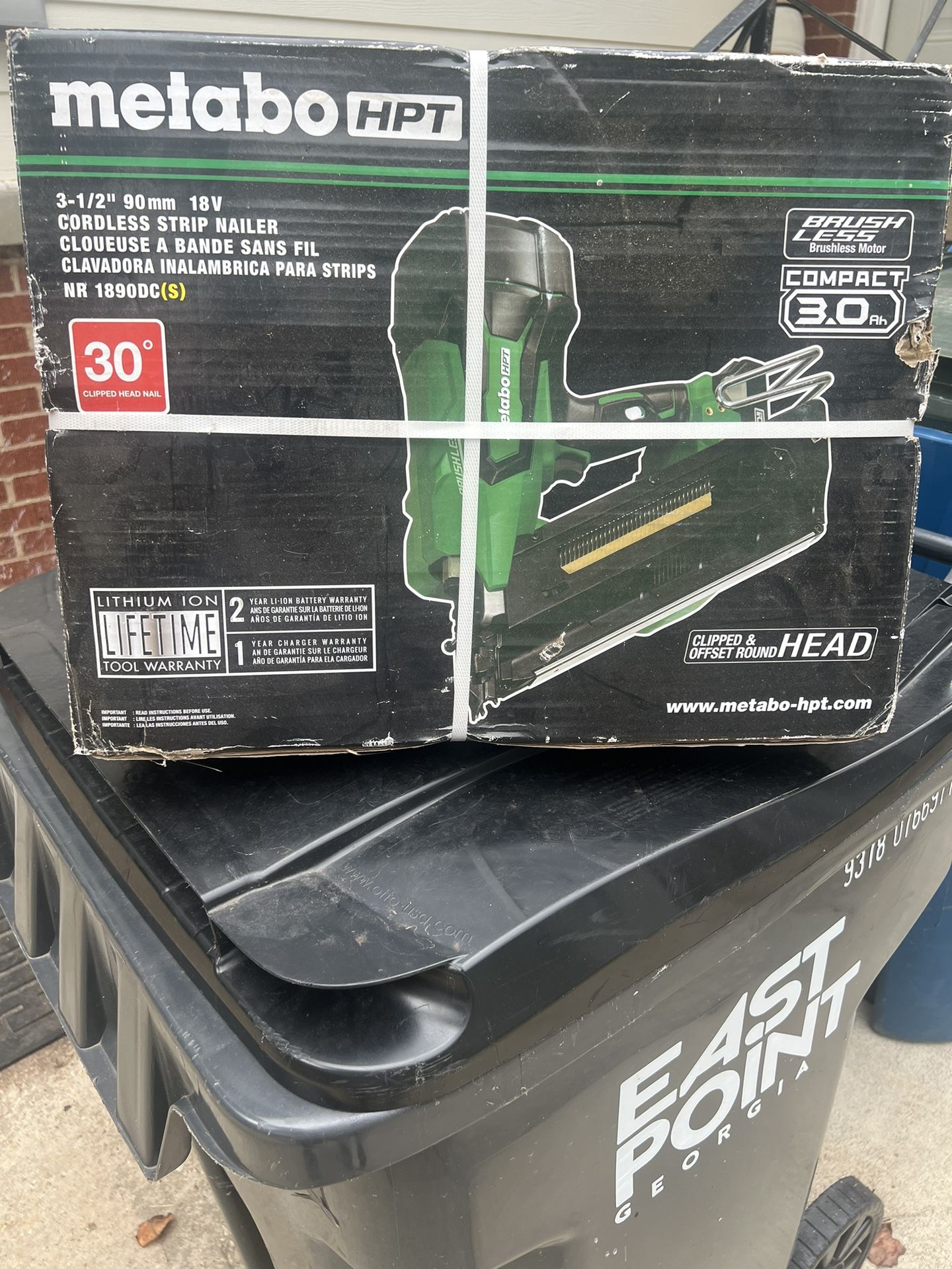Hitachi Framing Nail Gun