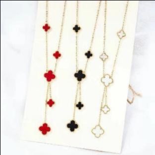 Clover Pendant Necklace – Multiple Colors Available