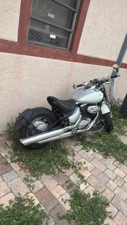 Motorcycle Suzi