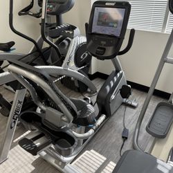 Precor RBK recumbent bike, commercial gym equipment