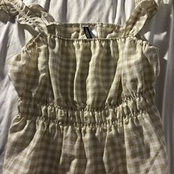 Cute Yellow/beige Crop Top Size Large