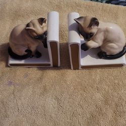 Lefton Vintage Single Booked Siamese Cat Ceramic Japan