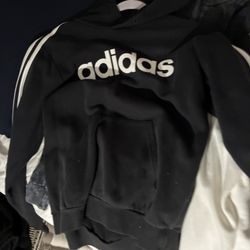 Adidas Sweater