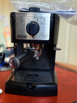 Delonghi Espresso Coffee Machine EC155m