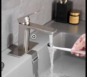 Bath faucet, brushed nickel, new