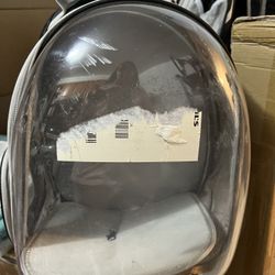 Pet Carrier Backpack 15$