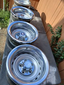 Chevy Chevrolet GM Gmc Obs C10 Ck1500 Classic Rally Wheels and Tires 5x5 
Rims and tires all like new condition cash only sales
15x9 Sets