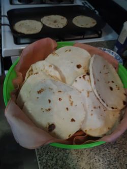 Se venden tortillas de harina