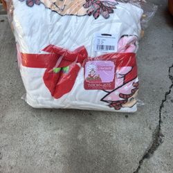 Strawberry shortcake throw blanket 