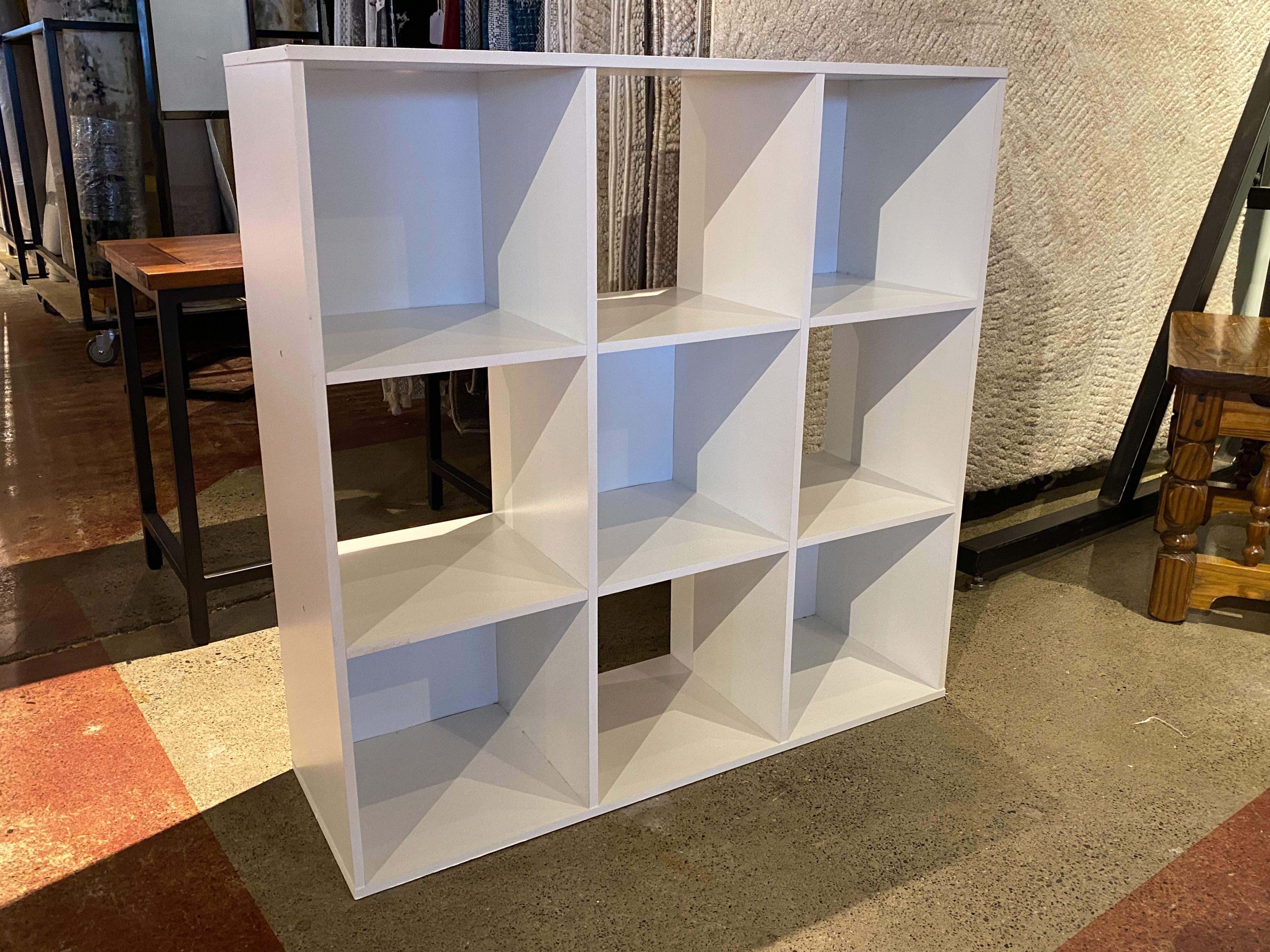 Lightweight White Cubby Storage Shelf