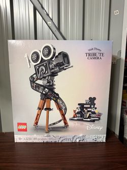 LEGO Walt Disney Tribute Camera set 43230