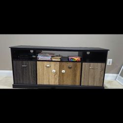 Beautiful tv stand .
