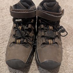 Boys Keen Hiking Boots Boys Size 13