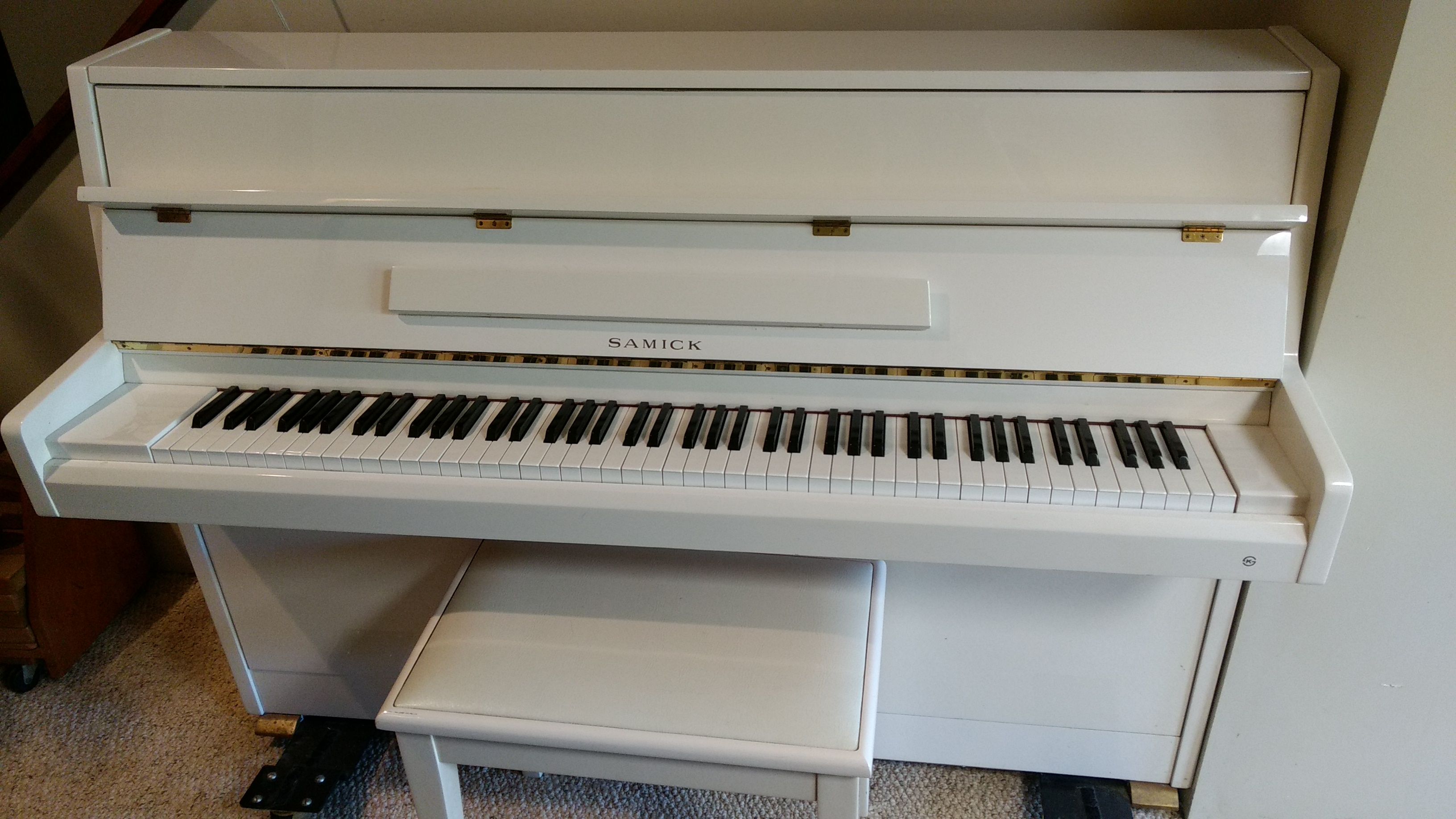 Samick SU-105 Piano