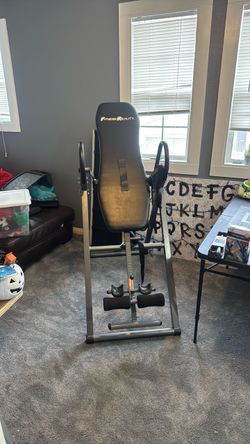 Inversion table