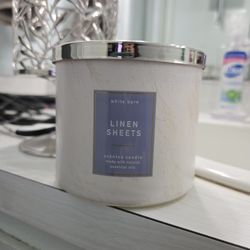Bath And Bodyworks Candle