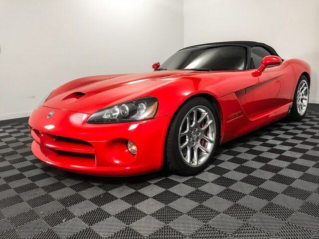 2004 Dodge Viper