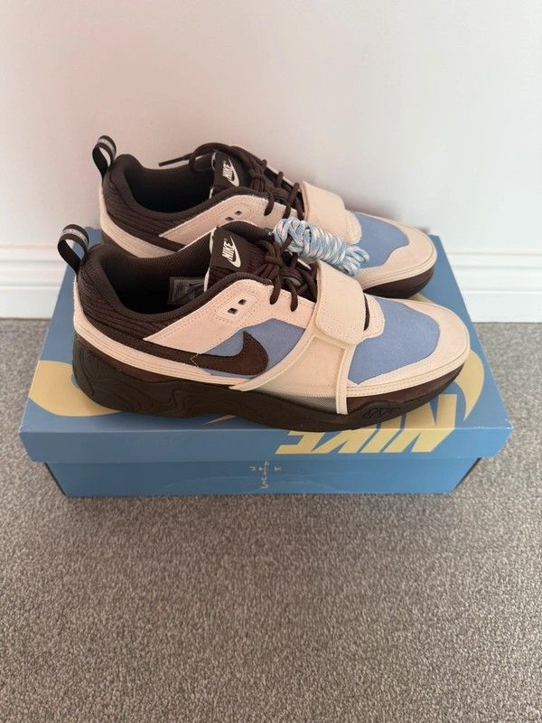 Travis Scott x Nike Zoom Field Jaxx 'Leche Blue'