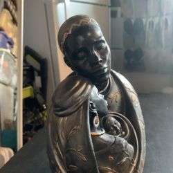 African Father Mother and Child Art Piece 