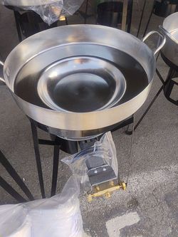 Comal de acero bola para abajo base alta y quandór todo completo último 120