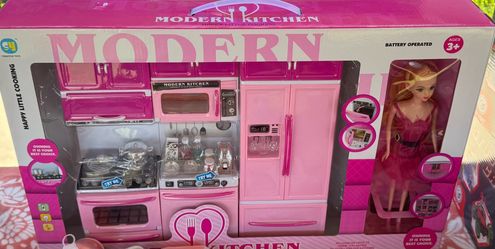 Girls doll gift set