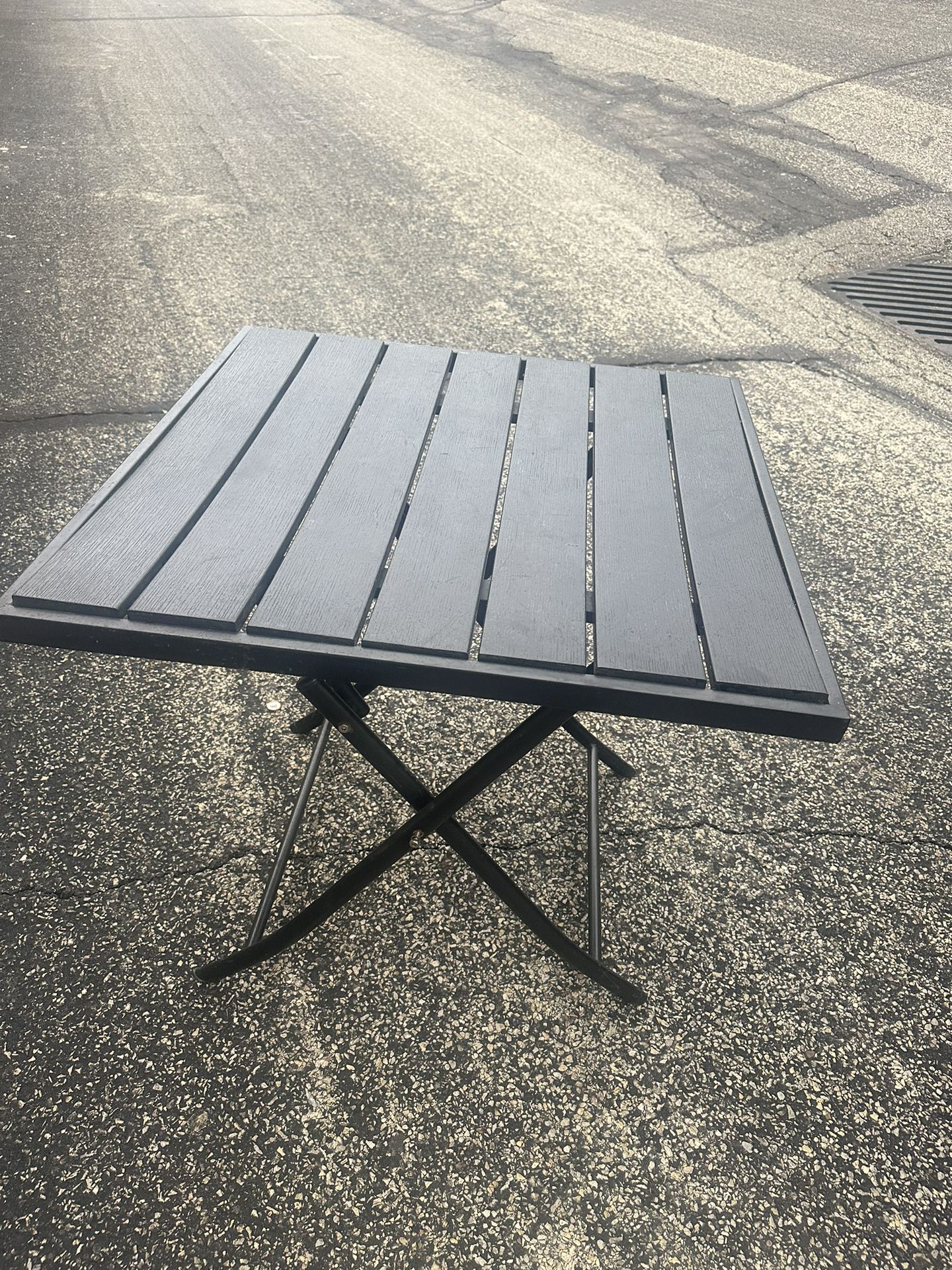 Outdoor Aluminum Chairs And Tables