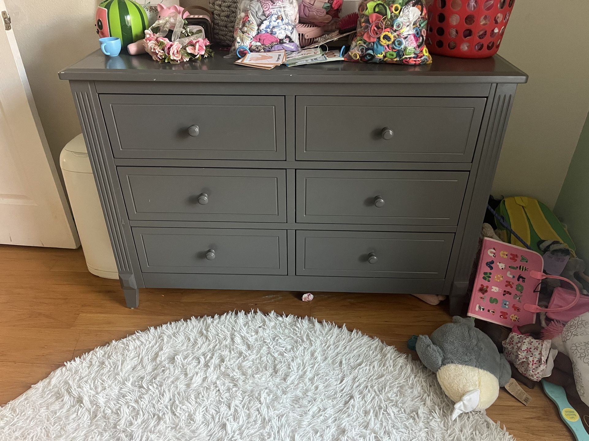 Crib With Changing Table And Dresser Set