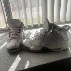 Jordan ( don’t know which type ) size 9