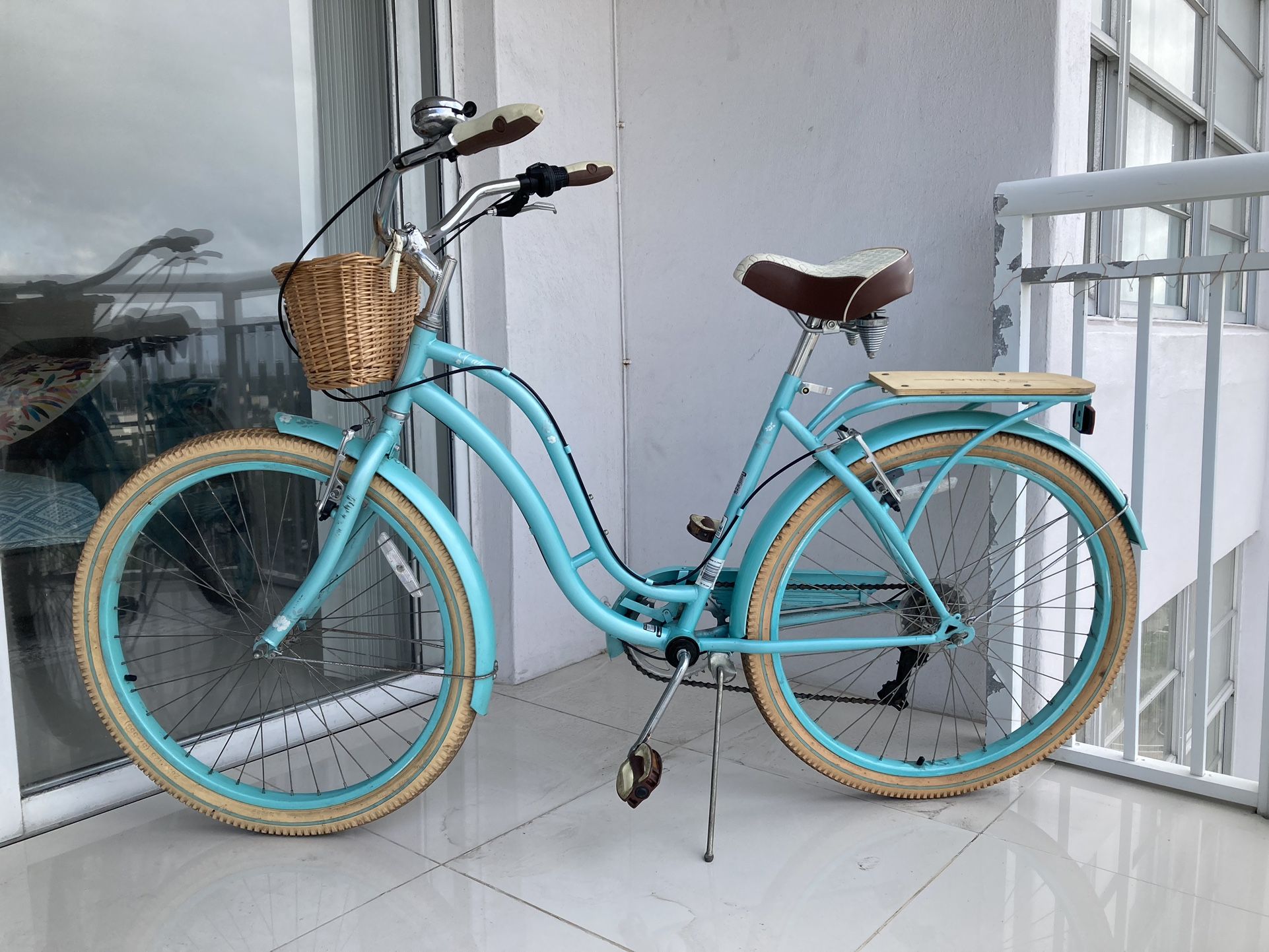 Schwinn Cabo Cruiser Bike, 26-inch wheels, vintage blue, Basket, Bell