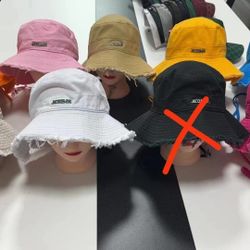 Jacquemus Bucket Hat